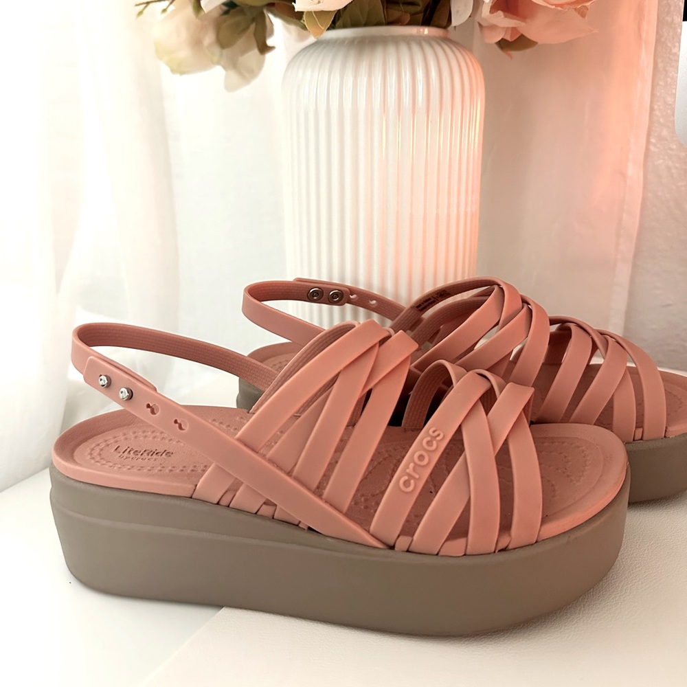 CROCS Women's Platform Strappy Sandals in Dusty Rose and Taupe